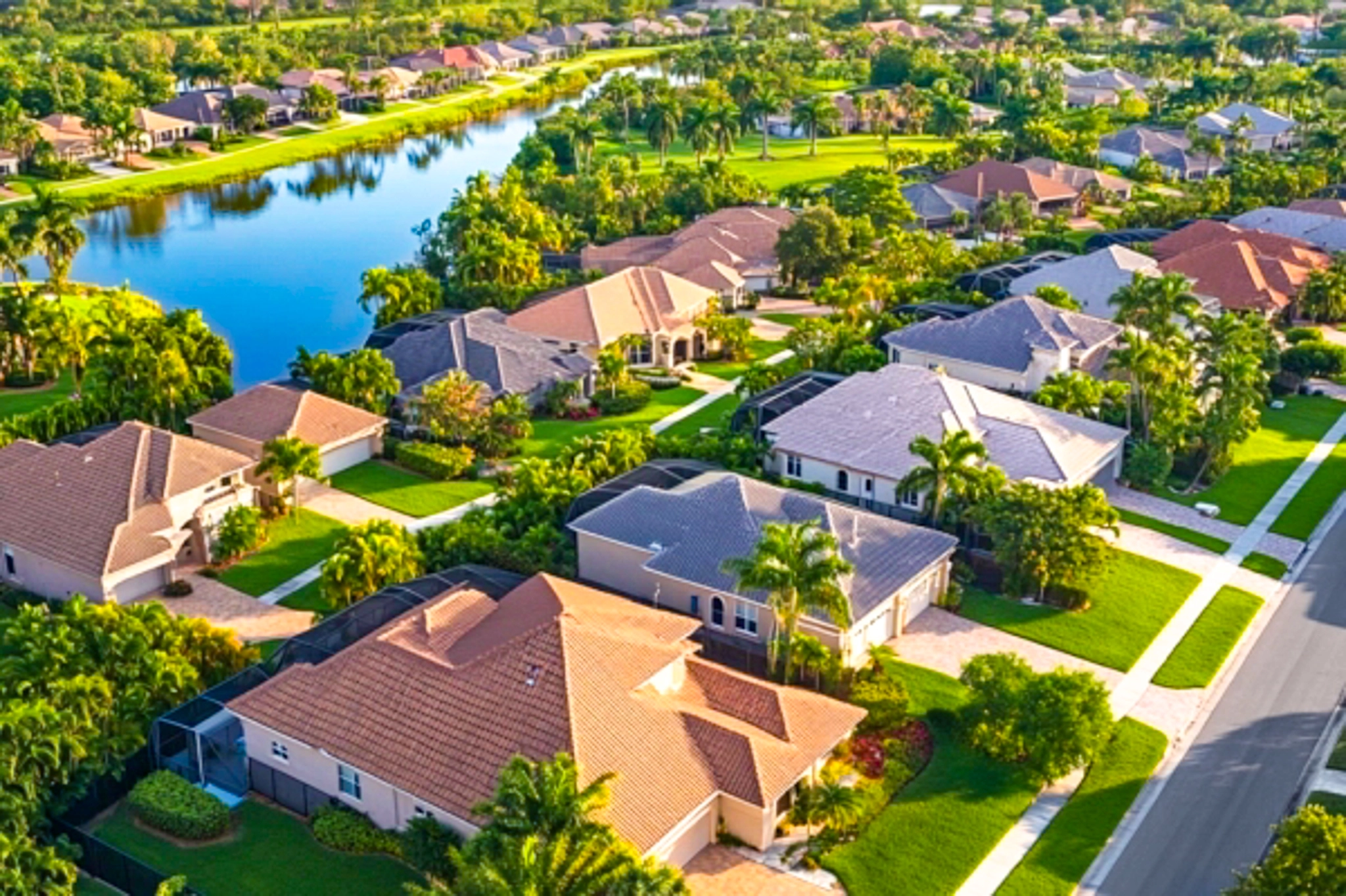 Cape Coral Immobilien zum Kauf - Häuser, Einfamilienhäuser, Eigentumswohnungen & Grundstücke zum Verkauf